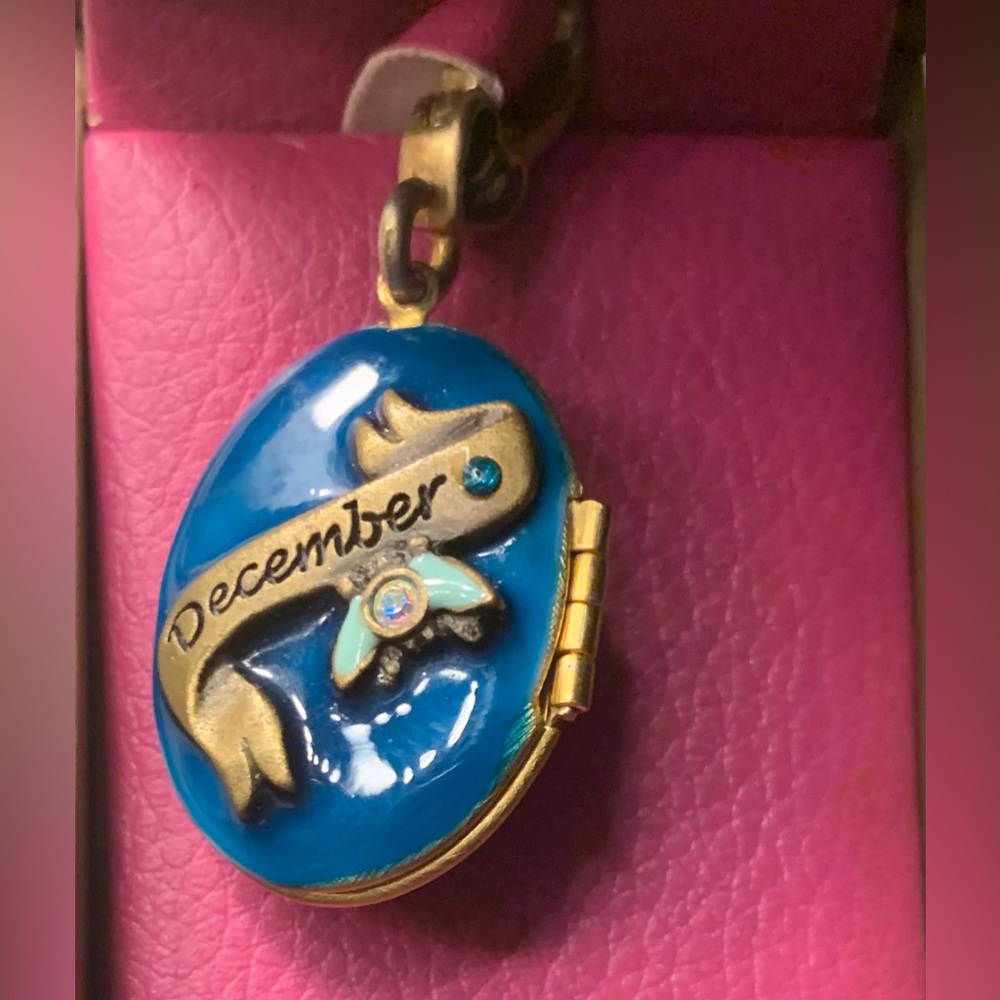 Jay Strongwater Charm. - Picture 3 of 4